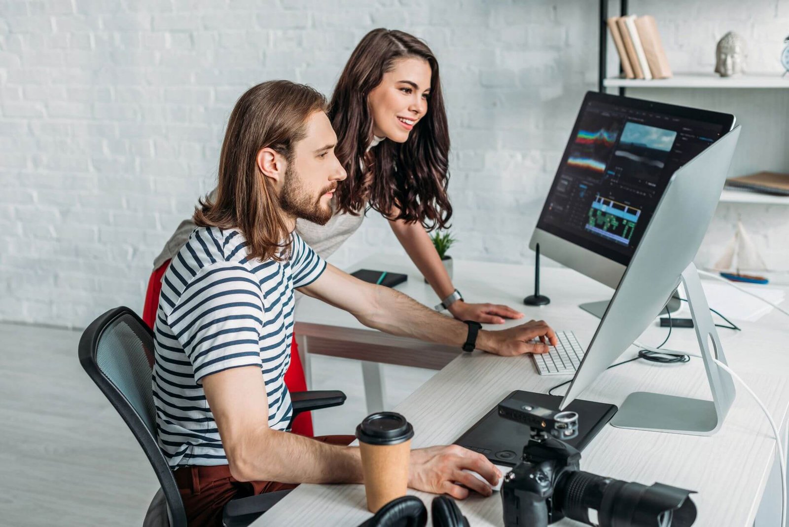 Free Finance Toolkit dashboard showing invoice generator and financial tools online